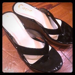 Black patent Sam Edelman Wedge Flip-Flops